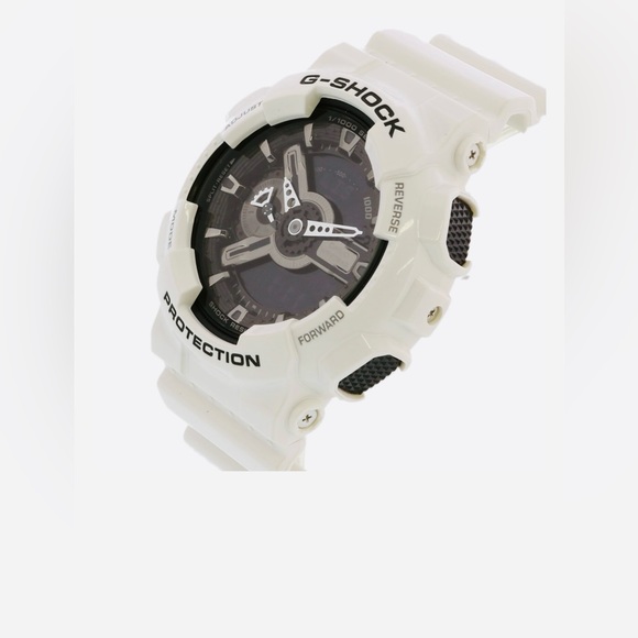 G-SHOCK CASIO WHITE-BLACK DIAL - Picture 2 of 13